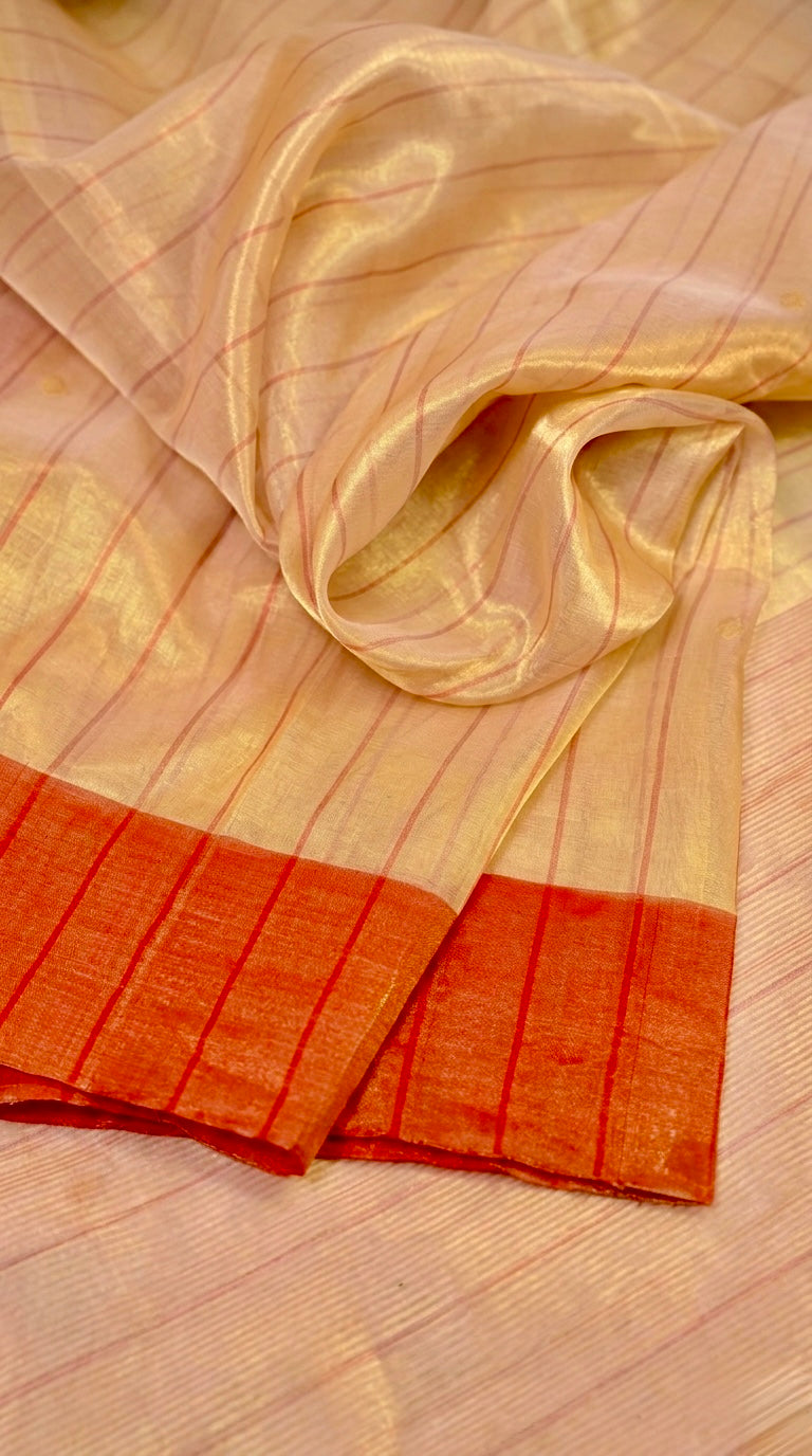 Chanderi vs Maheshwari: Two Indian Handloom Textiles Explained