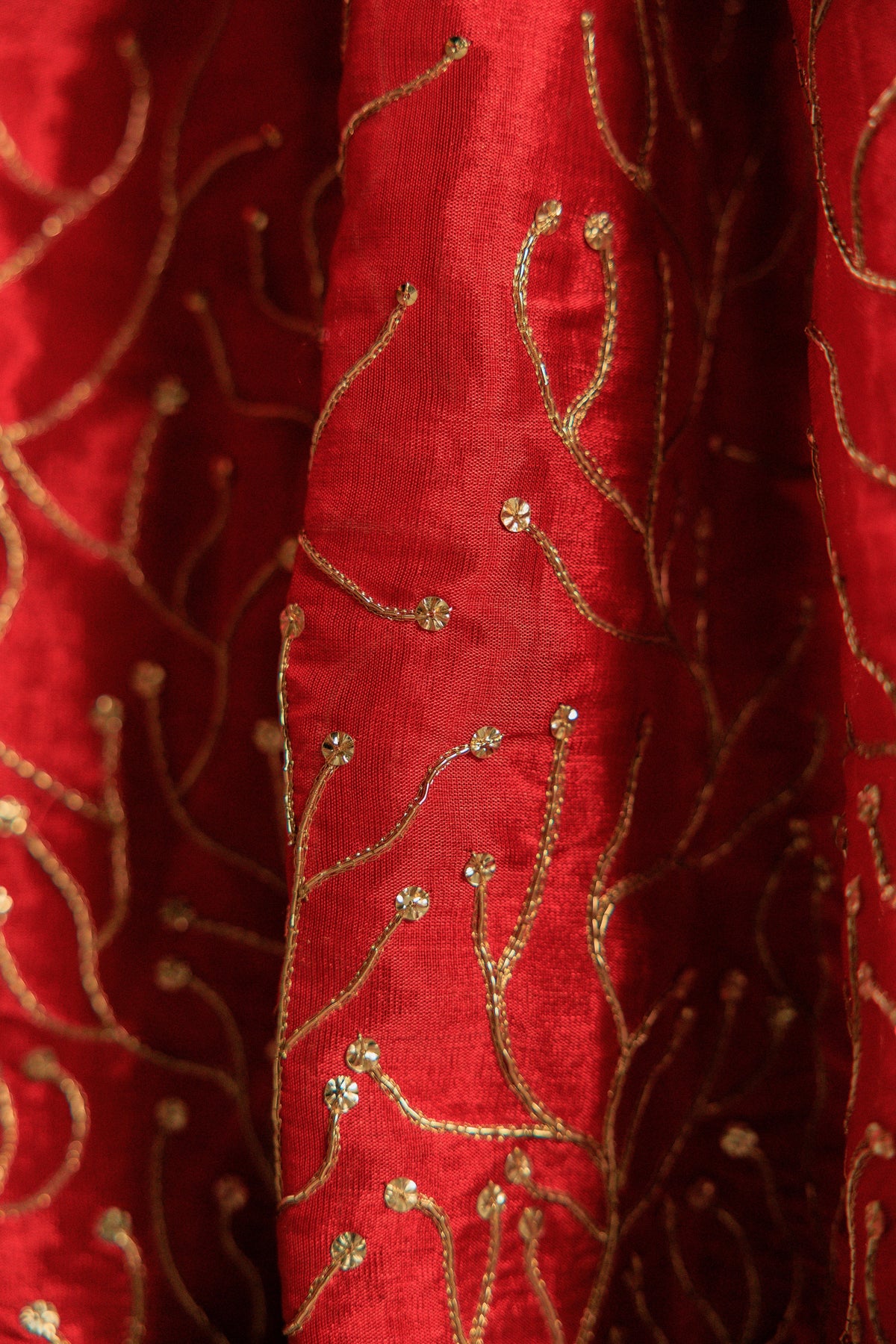 All about Madhya Pradesh's Chanderi Fabric- a heritage handwoven textile of India