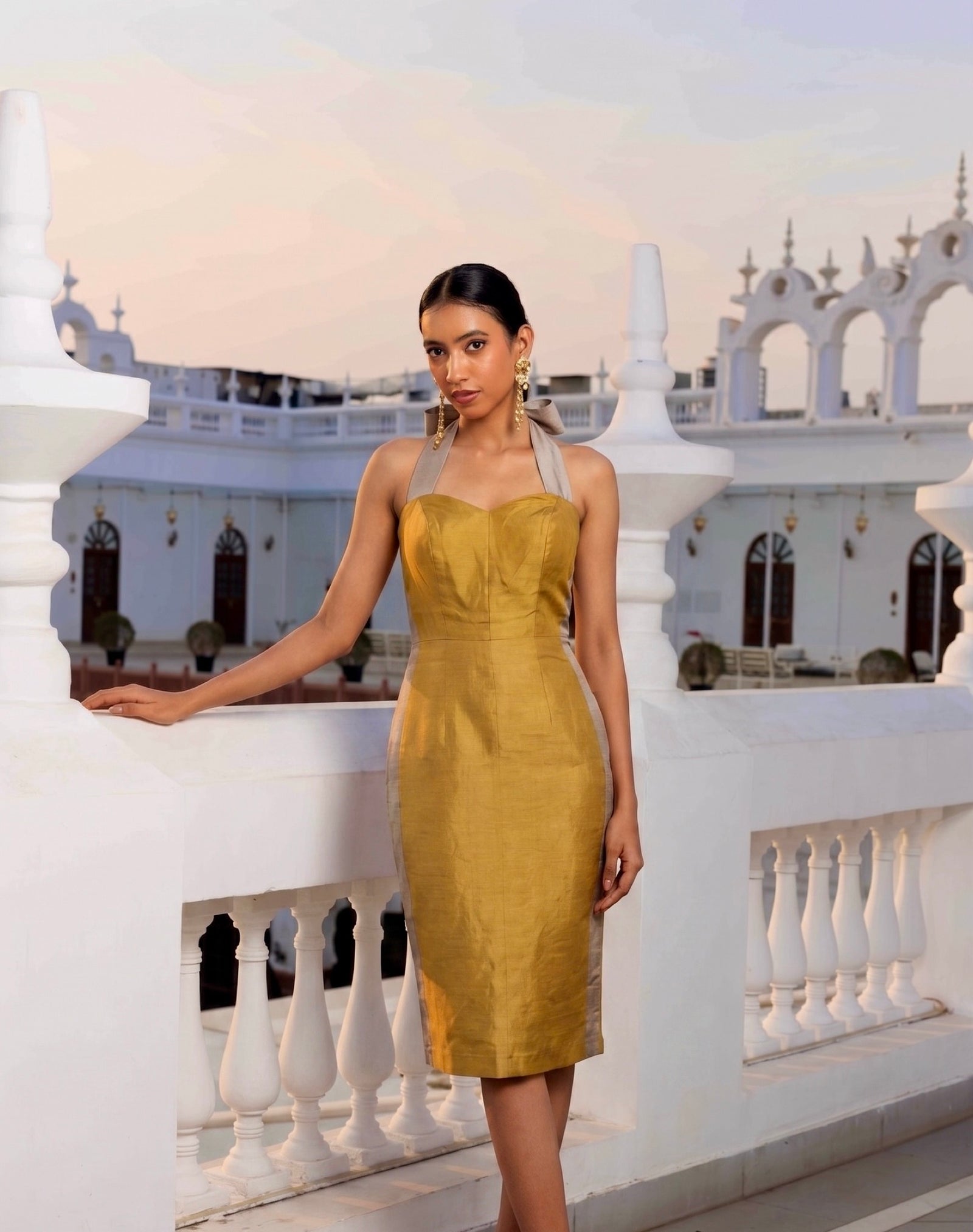 Hourglass Midi Gold-Silver on model